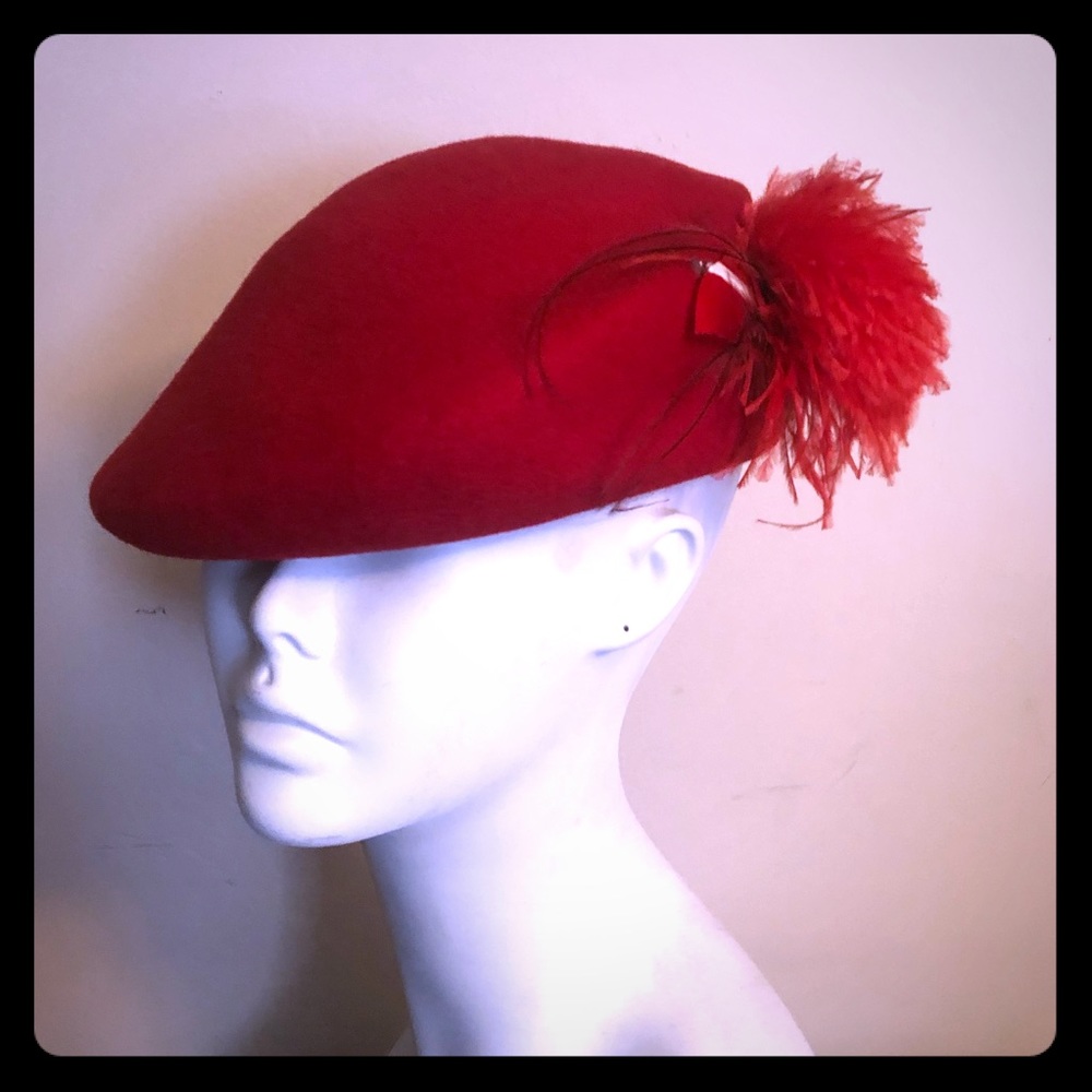 VINTAGE red wool Beret Tam Cloche Hat w/ Feathers